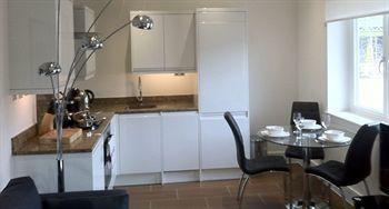 Max Serviced Apartments Commercial Road London Eksteriør billede