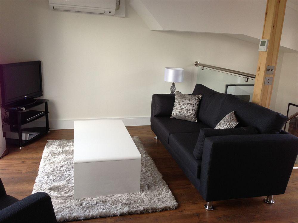 Max Serviced Apartments Commercial Road London Eksteriør billede