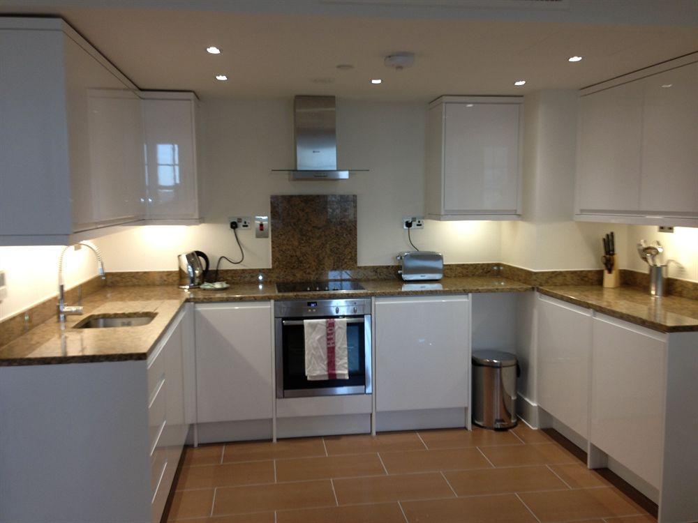 Max Serviced Apartments Commercial Road London Eksteriør billede