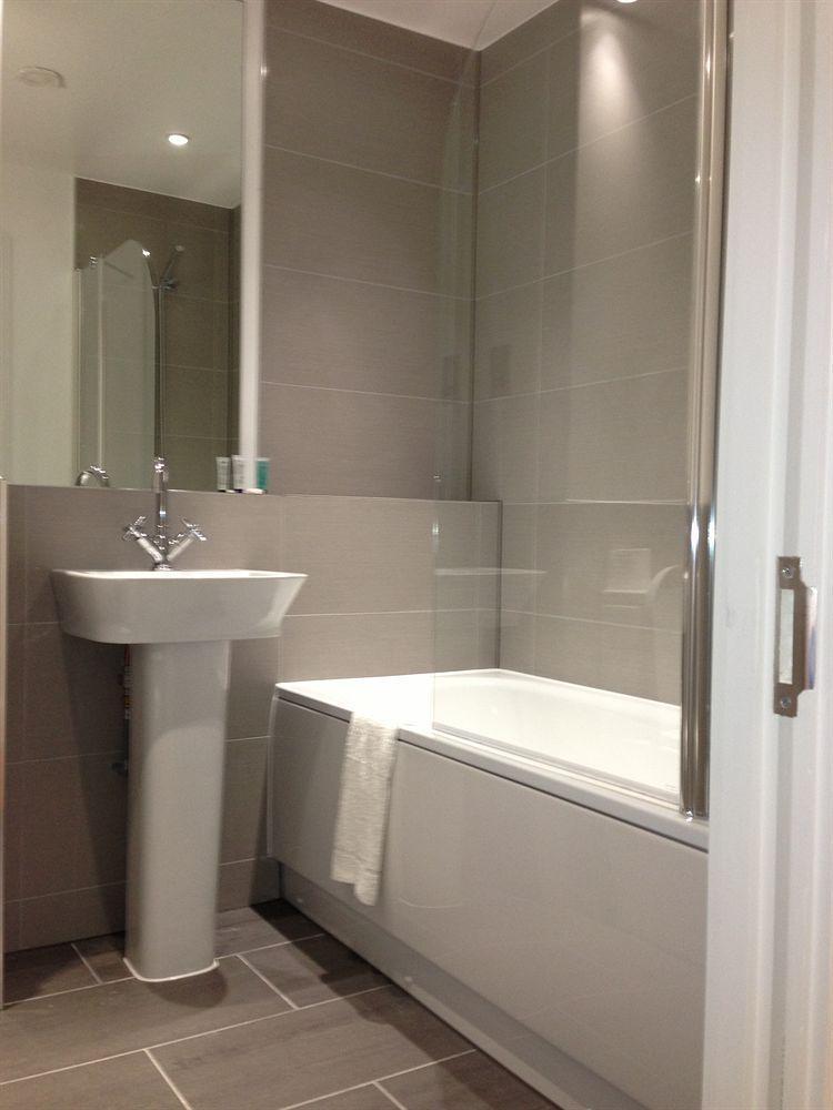 Max Serviced Apartments Commercial Road London Eksteriør billede